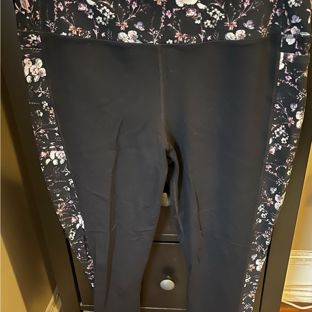 Skechers Black and Pink Leggings with Floral Design
